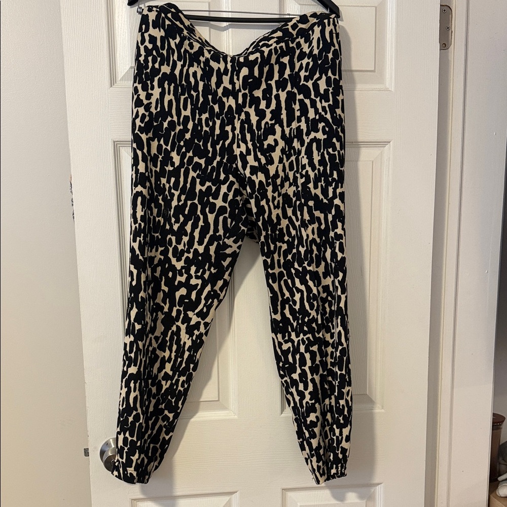 Zara Black and Cream Animal Print Pants